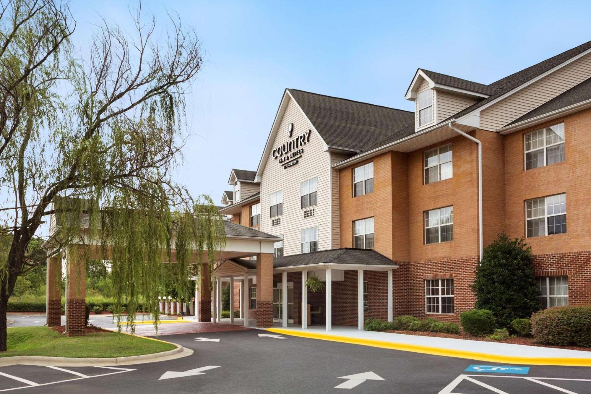 Country Inn & Suites By Radisson, Charlotte University Place, Nc Exterior photo